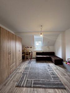 1 Stock Schlafzimmer