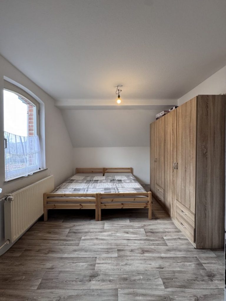 1 Stock Schlafzimmer