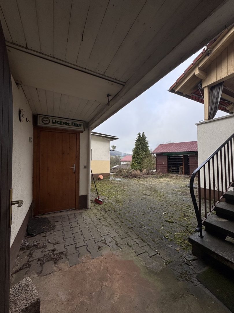 Innenhof - Hobbyraum Zugang