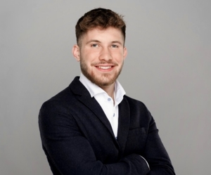 Herr Demirbag, Tacit